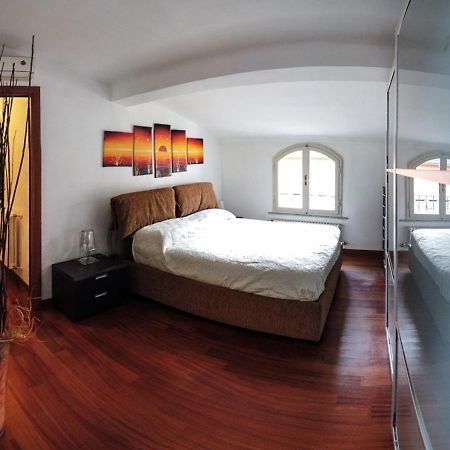 Stupenda Mansarda Centralissima, Finiture Di Lusso Carrara Exterior photo