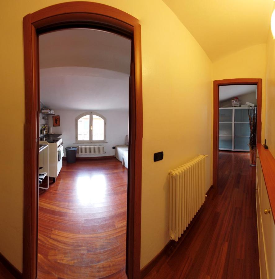 Stupenda Mansarda Centralissima, Finiture Di Lusso Carrara Exterior photo